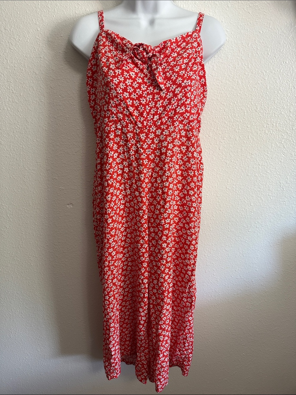 Old Navy Red Floral Tie-Front Spaghetti-Strap Jumpsuit Size Medium